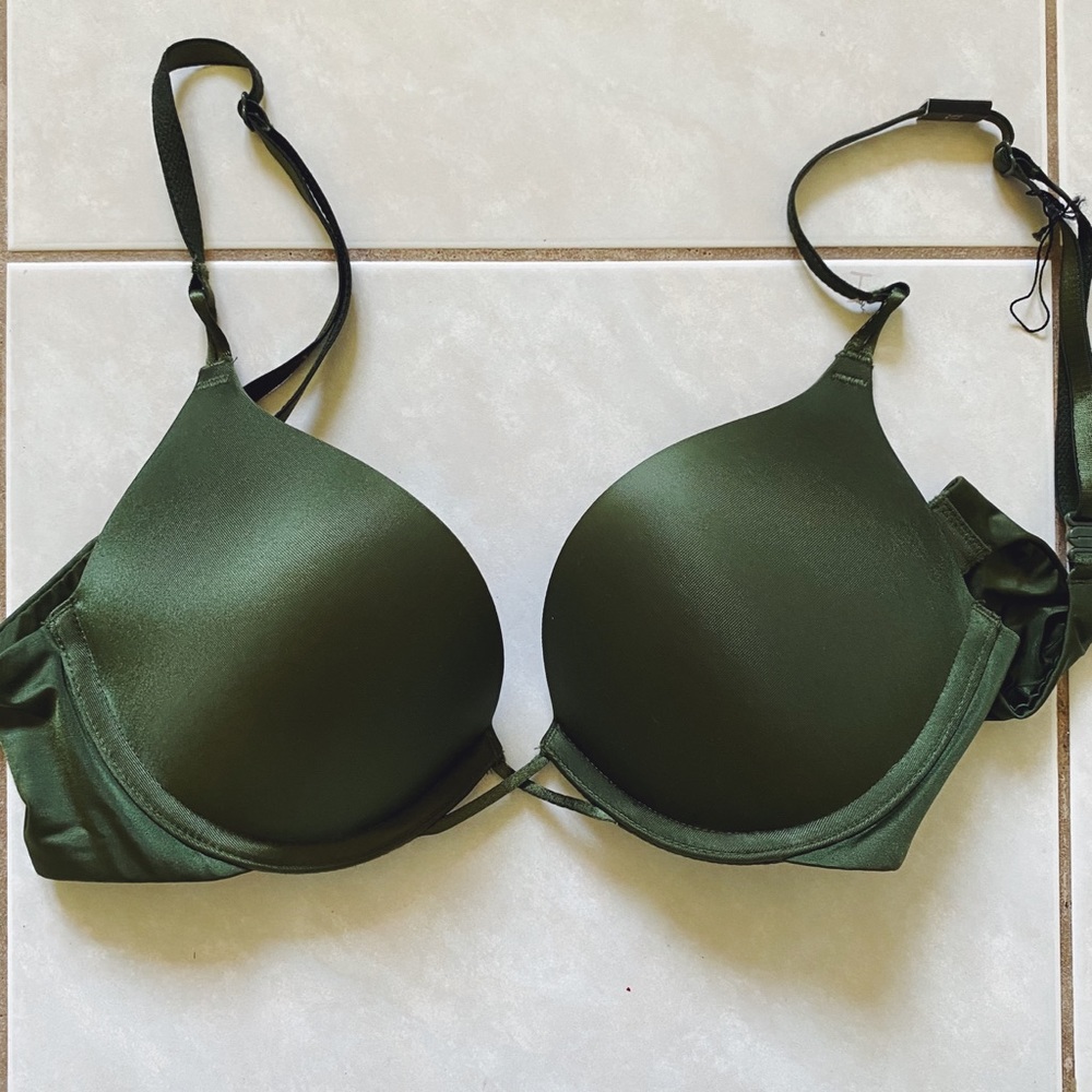 Victoria Secret Bombshell Bra